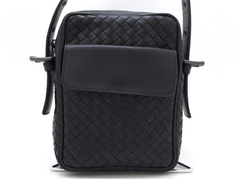 BOTTEGA VENETA Shoulder Bag Calfskin Black Intrecciato
